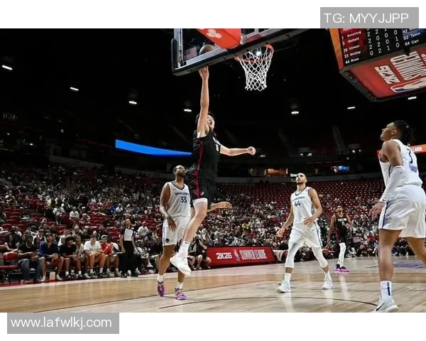 勇士与开拓者激战正酣2月14日精彩直播不容错过 勇士与开拓者激战正酣2月14日精彩直播不容错过